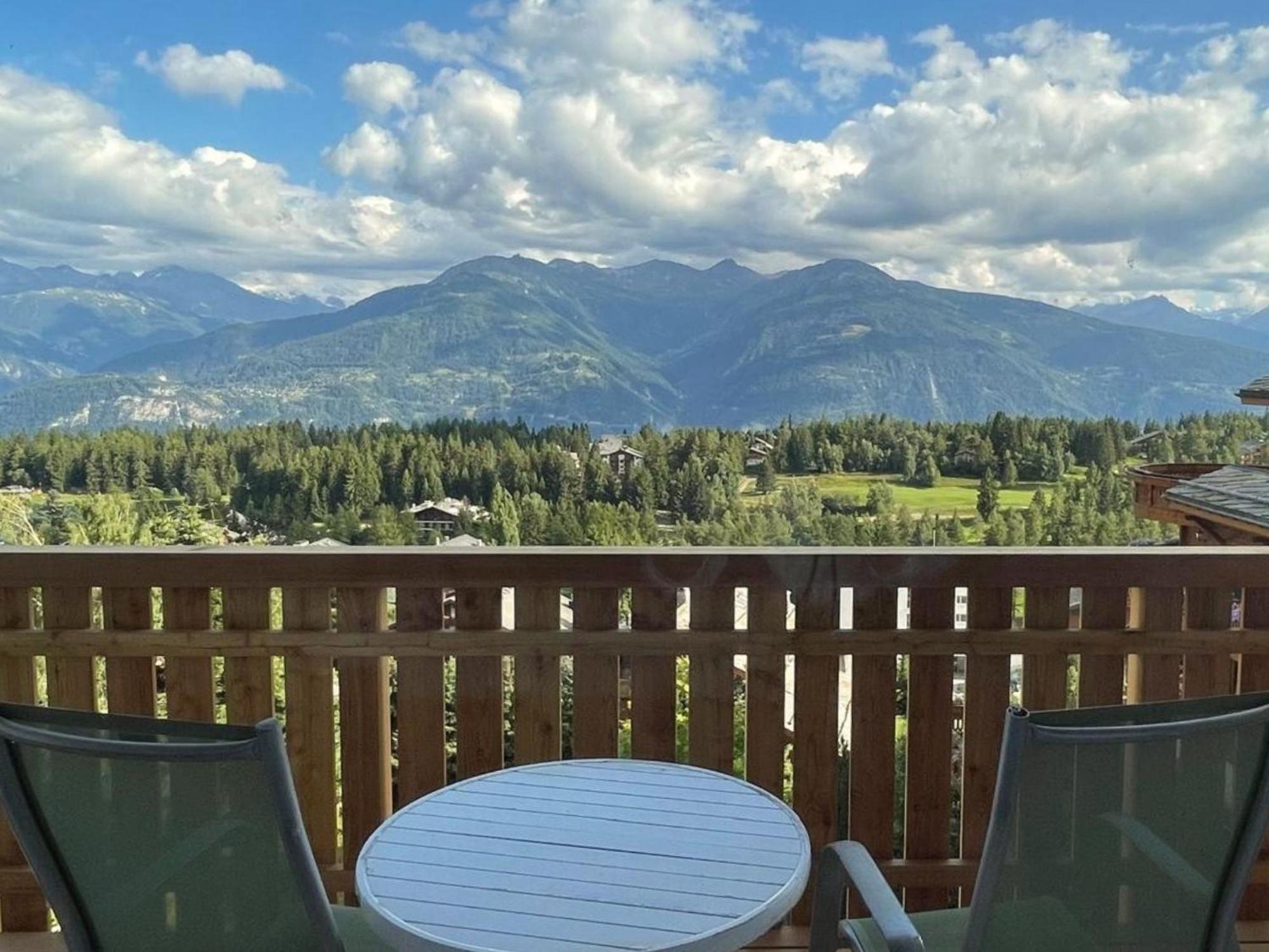 Double Room Mountain View